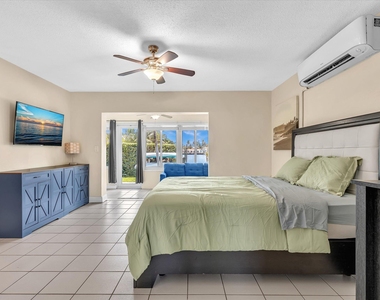 461 Se 19th Avenue - Photo Thumbnail 13