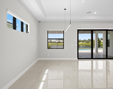 15664 Merritt Drive - Photo Thumbnail 15
