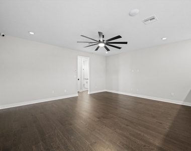15664 Merritt Drive - Photo Thumbnail 38
