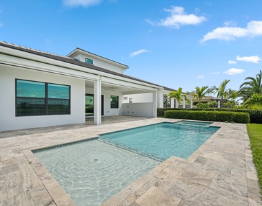 15664 Merritt Drive - Photo Thumbnail 53