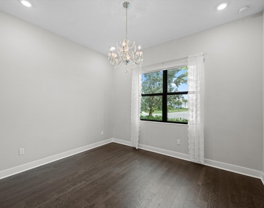 15664 Merritt Drive - Photo Thumbnail 36