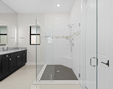 15664 Merritt Drive - Photo Thumbnail 34