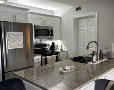 13771 Oneida Drive - Photo Thumbnail 3
