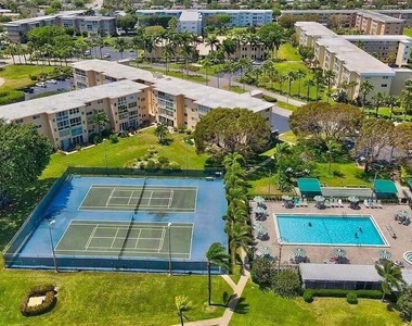 2615 Ne 3rd Court - Photo Thumbnail 24