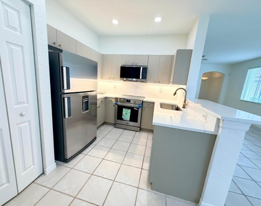 673 Conservation Drive - Photo Thumbnail 4