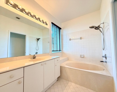 673 Conservation Drive - Photo Thumbnail 13