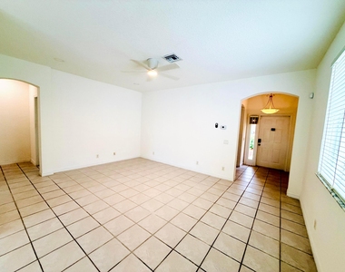 673 Conservation Drive - Photo Thumbnail 9