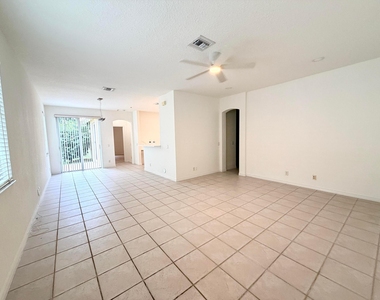 673 Conservation Drive - Photo Thumbnail 8