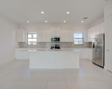 5113 Beckman Terrace - Photo Thumbnail 13