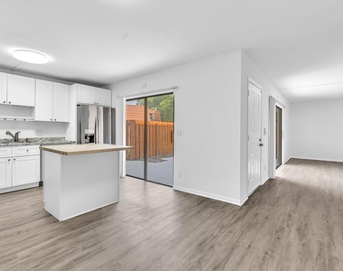 3319 Spanish Wells Drive - Photo Thumbnail 16
