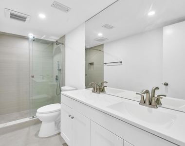 3319 Spanish Wells Drive - Photo Thumbnail 22