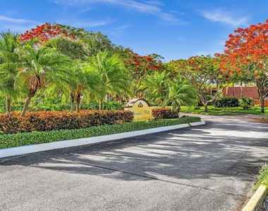 3319 Spanish Wells Drive - Photo Thumbnail 29