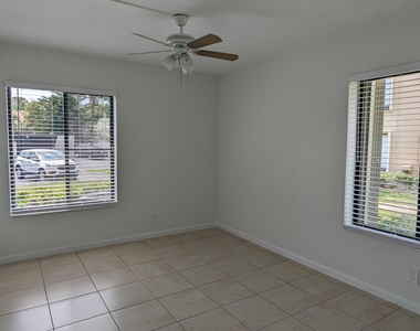 711 Sunny Pine Way - Photo Thumbnail 17