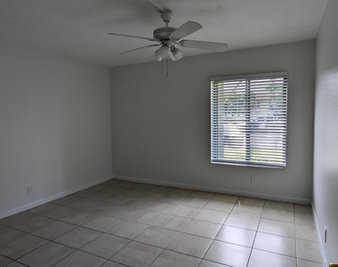 711 Sunny Pine Way - Photo Thumbnail 19