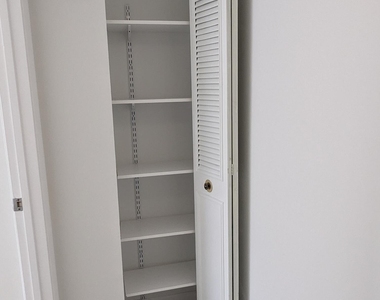 711 Sunny Pine Way - Photo Thumbnail 16