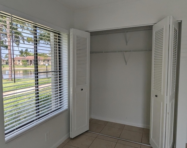 711 Sunny Pine Way - Photo Thumbnail 18