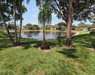 711 Sunny Pine Way - Photo Thumbnail 2
