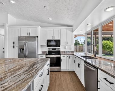 756 Sw Ancona Road - Photo Thumbnail 13