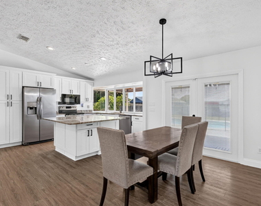 756 Sw Ancona Road - Photo Thumbnail 10