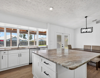 756 Sw Ancona Road - Photo Thumbnail 17