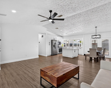 756 Sw Ancona Road - Photo Thumbnail 8
