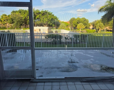 661 N University Drive - Photo Thumbnail 3