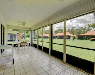 5895 Autumn Lake Lane - Photo Thumbnail 6