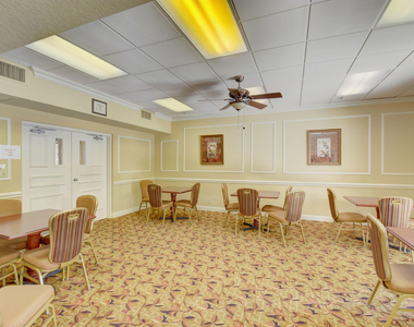 5895 Autumn Lake Lane - Photo Thumbnail 19