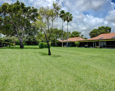 5895 Autumn Lake Lane - Photo Thumbnail 10