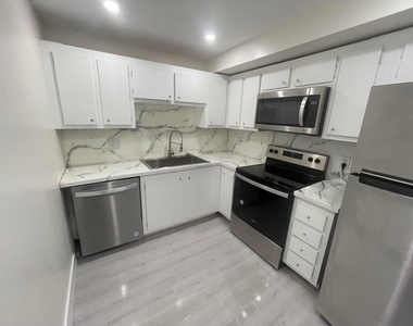 336 Golfview Road - Photo Thumbnail 4