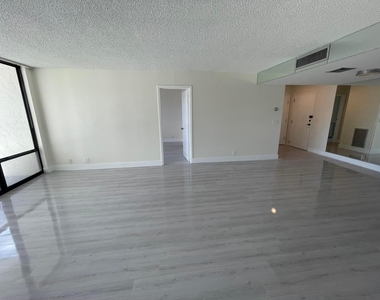 336 Golfview Road - Photo Thumbnail 17