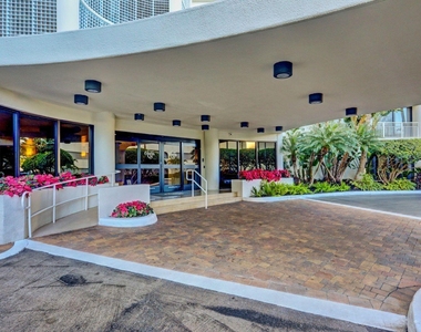 3000 N Ocean Drive - Photo Thumbnail 14