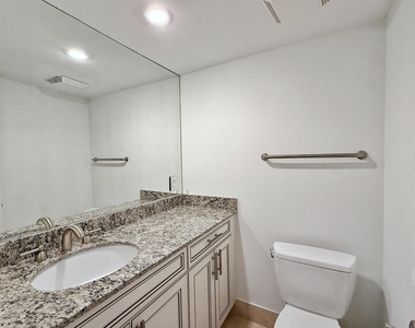 3000 N Ocean Drive - Photo Thumbnail 12