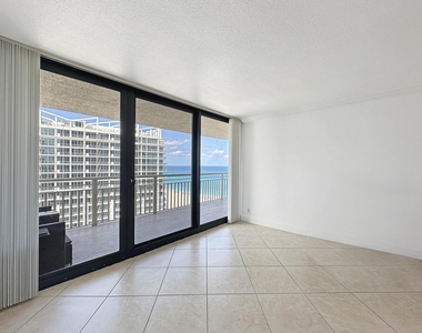 3000 N Ocean Drive - Photo Thumbnail 2