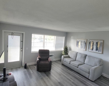 101 Hastings G - Photo Thumbnail 19