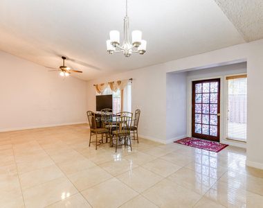 4245 S Landar Drive - Photo Thumbnail 10