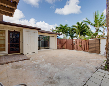 4245 S Landar Drive - Photo Thumbnail 1