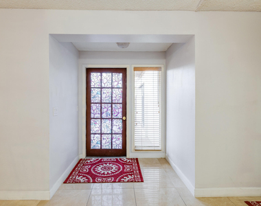 4245 S Landar Drive - Photo Thumbnail 5