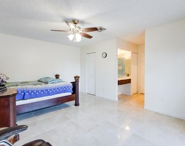 4245 S Landar Drive - Photo Thumbnail 16