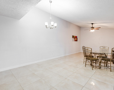 4245 S Landar Drive - Photo Thumbnail 12