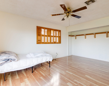 4245 S Landar Drive - Photo Thumbnail 24