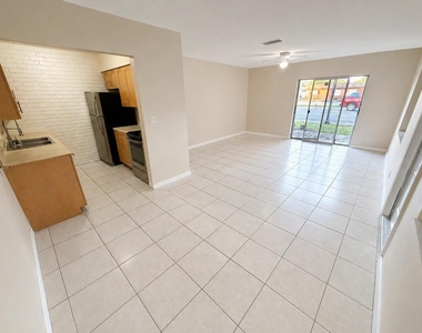 4151 Nw 30th Terrace - Photo Thumbnail 1