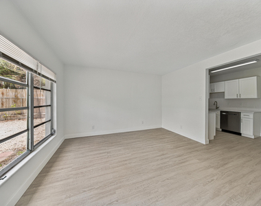 317 Sw 19th Street - Photo Thumbnail 7