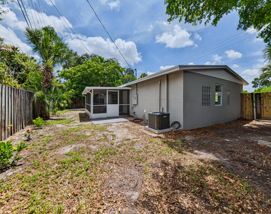 317 Sw 19th Street - Photo Thumbnail 47