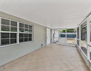 317 Sw 19th Street - Photo Thumbnail 45