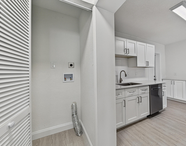 317 Sw 19th Street - Photo Thumbnail 22