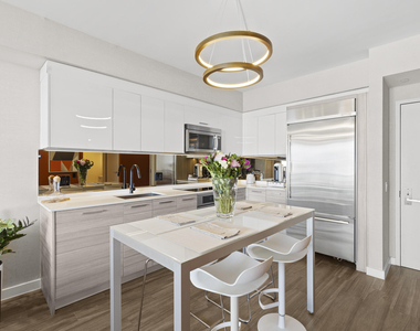 1300 Brickell Bay - Photo Thumbnail 5