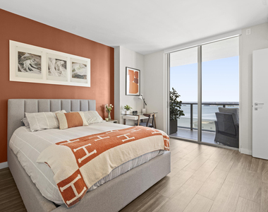 1300 Brickell Bay - Photo Thumbnail 19