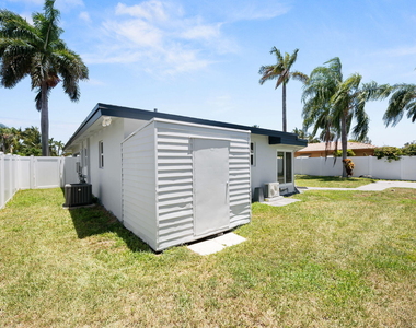 580 Se 5th Street - Photo Thumbnail 22