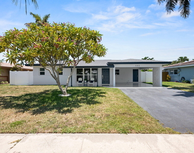 580 Se 5th Street - Photo Thumbnail 2